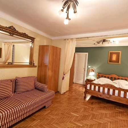 Dream House Brasov Hotel Exterior foto