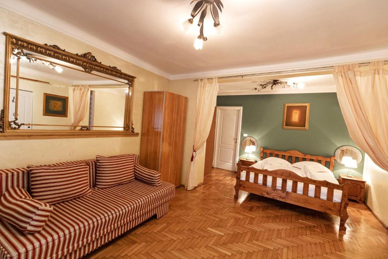 Dream House Brasov Hotel Exterior foto