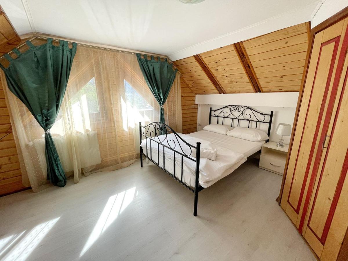 Dream House Brasov Hotel Exterior foto